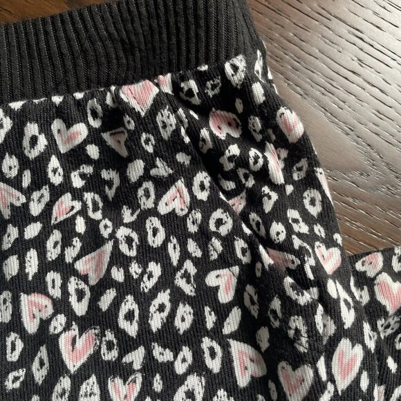 Cuddl Duds Soft Cozy Knit Pajama Set XS Black Cheetah Animal Print & Hearts New - Picture 4 of 5